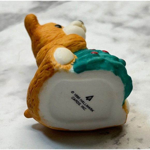 Vintage Cinnamon Bear Christmas Tree Ornament Hallmark 1990 Holding Tree #8 - Picture 4 of 7